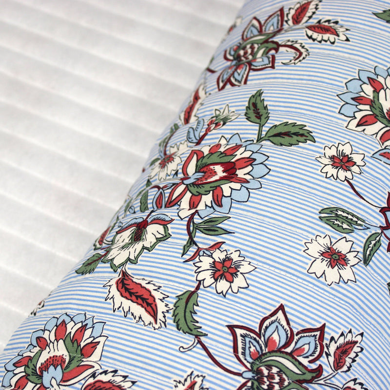 Tissu matelassé RAIPUR imprimé indienne fleurie et fond fines rayures bleu ciel - OEKO-TEX STANDARD 100 - TissusPapi.com