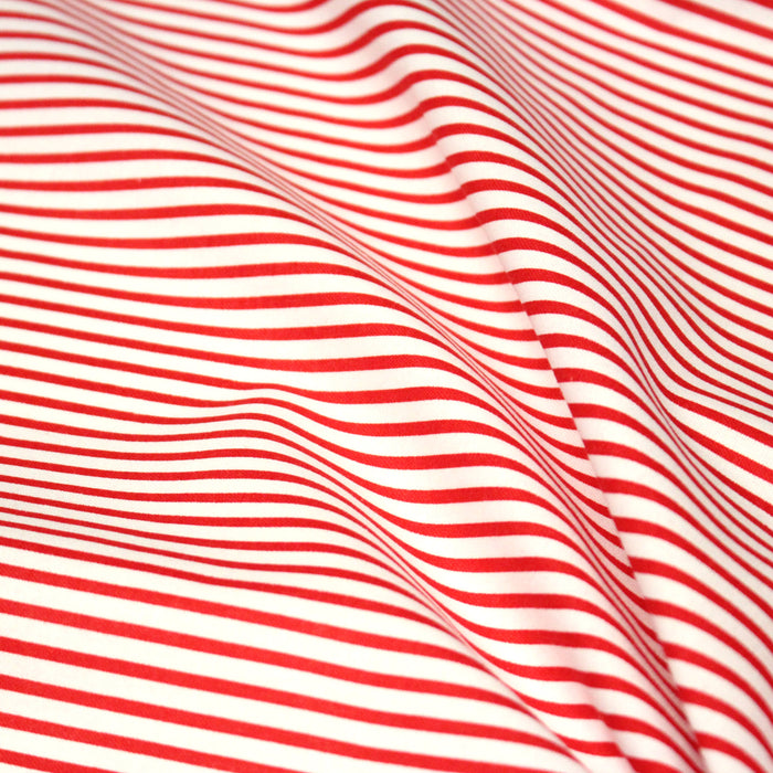 Tissu cotonnade aux rayures rouges et blanches