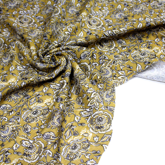 Tissu double gaze imprimée motif indiennes KALAMKARI fond jaune - OEKO-TEX