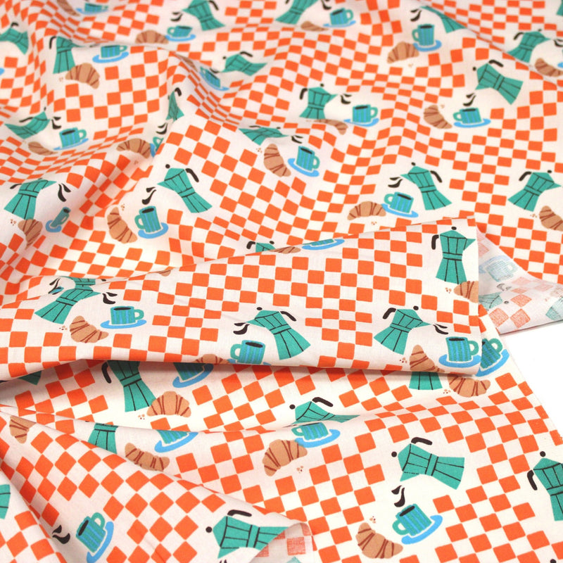 Tissu cotonnade enfant aux carreaux oranges, croissants et cafetière Moka - STANDARD 100 OEKO-TEX - TissusPapi.com