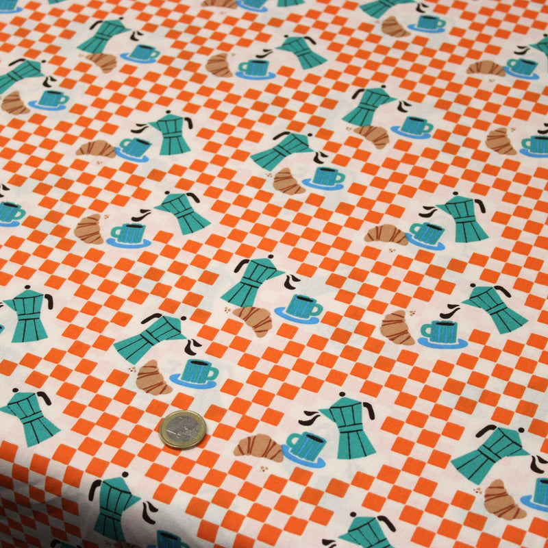 Tissu cotonnade enfant aux carreaux oranges, croissants et cafetière Moka - STANDARD 100 OEKO-TEX - TissusPapi.com