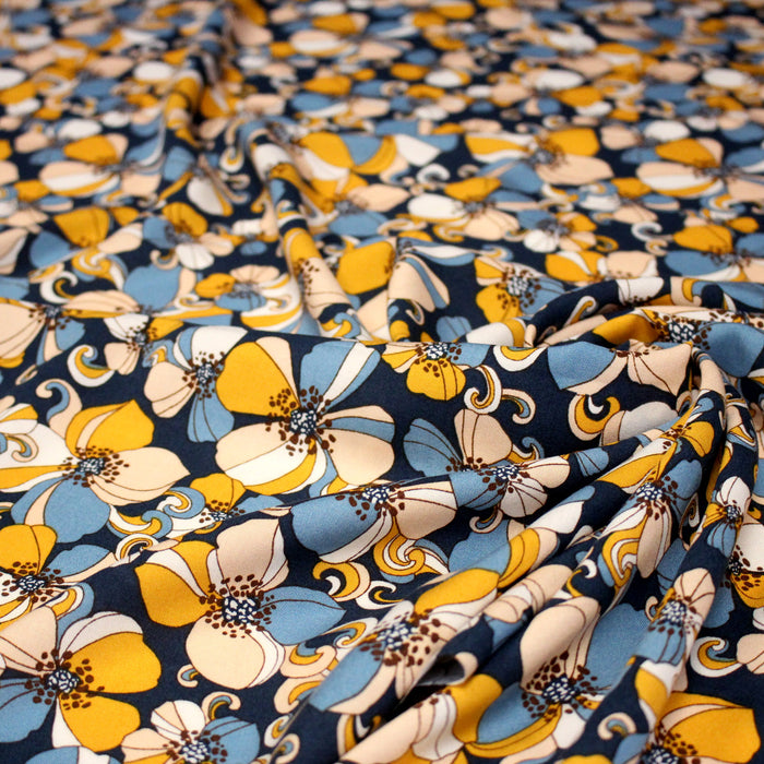 Tissu viscose fluide fleurs seventies : tons prune ou tons bleu - OEKO-TEX STANDARD 100