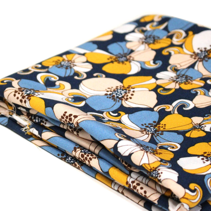 Tissu viscose fluide fleurs seventies : tons prune ou tons bleu - OEKO-TEX STANDARD 100