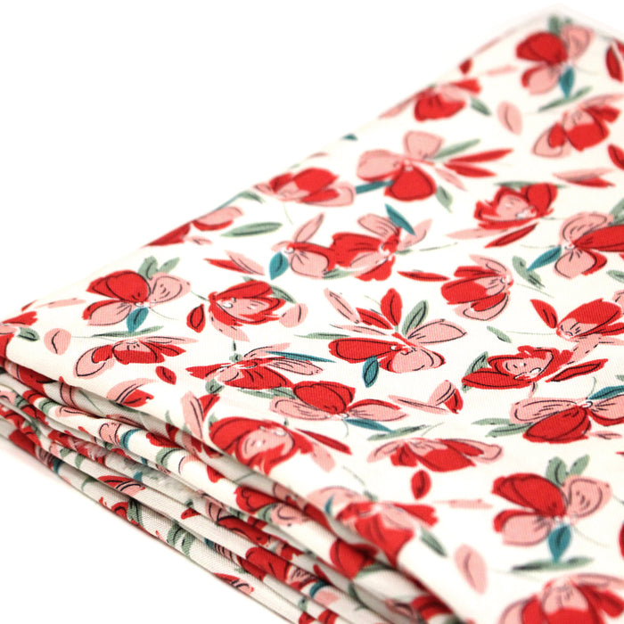 Tissu viscose fluide aux fines rouges roses, fond blanc - OEKO-TEX STANDARD 100