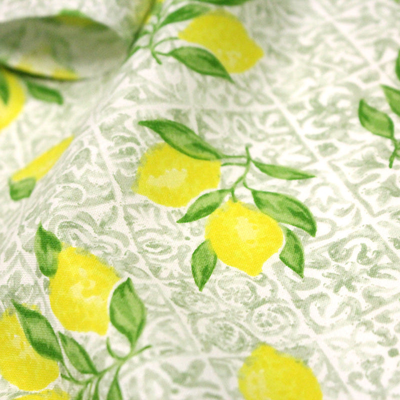 Tissu cotonnade Carreaux de faïence et citrons : tons verts ou bleus - COLLECTION SICILIA - OEKO - TEX STANDARD 100 - TissusPapi.com