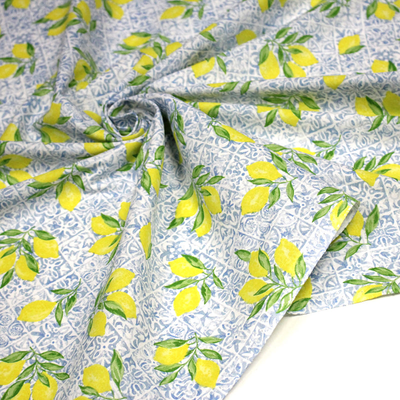 Tissu cotonnade Carreaux de faïence et citrons : tons verts ou bleus - COLLECTION SICILIA - OEKO - TEX STANDARD 100 - TissusPapi.com