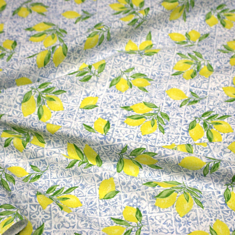 Tissu cotonnade Carreaux de faïence et citrons : tons verts ou bleus - COLLECTION SICILIA - OEKO - TEX STANDARD 100 - TissusPapi.com