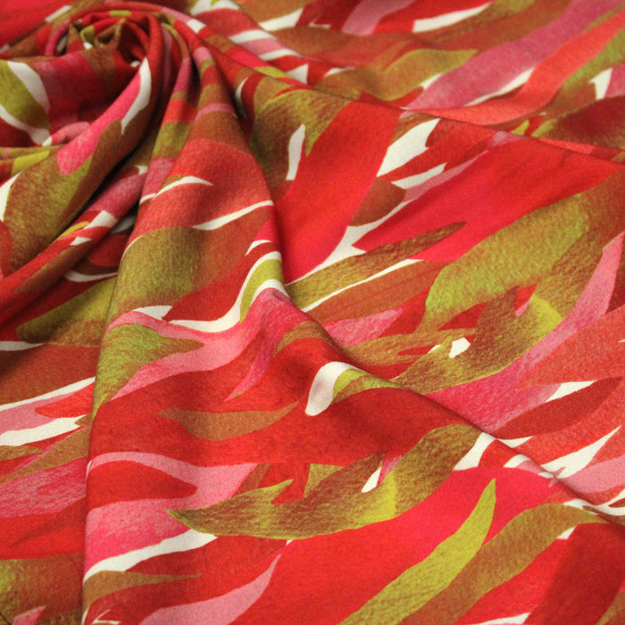 Tissu Viscose fluide KIYO, motif abstrait rose rouge et ocre - OEKO-TEX