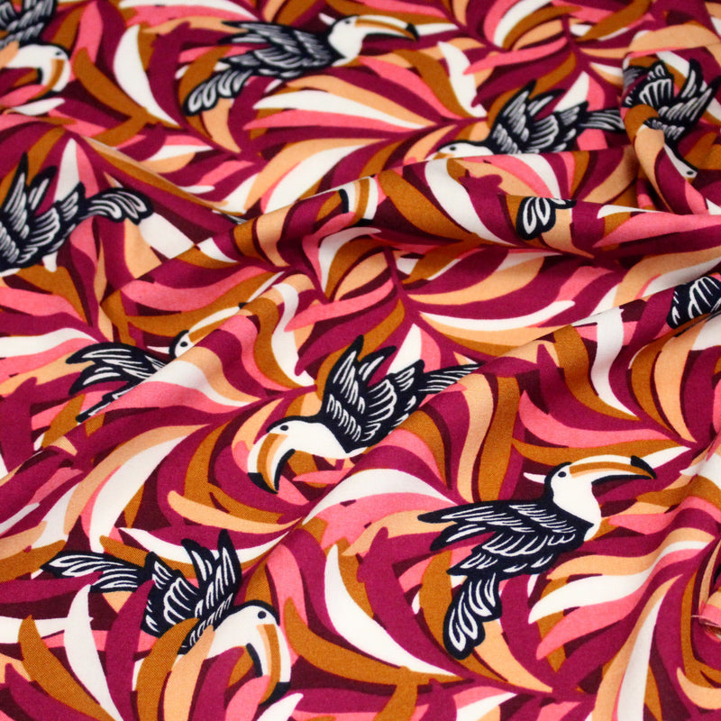 Tissu viscose fluide, motif floral & toucans : tons prune ou tons marine - OEKO - TEX STANDARD 100 - TissusPapi.com