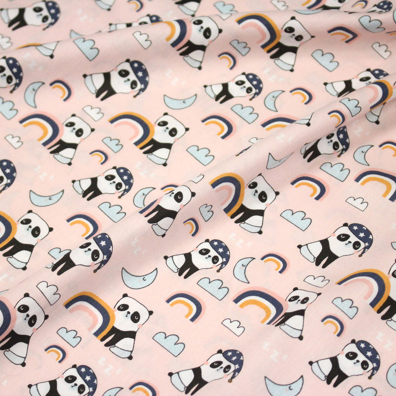 Tissu popeline coton ENFANT rose aux pandas endormis, arcs en ciel et nuages - TissusPapi.com