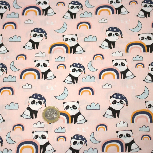 Tissu popeline coton ENFANT rose aux pandas endormis, arcs en ciel et nuages - TissusPapi.com