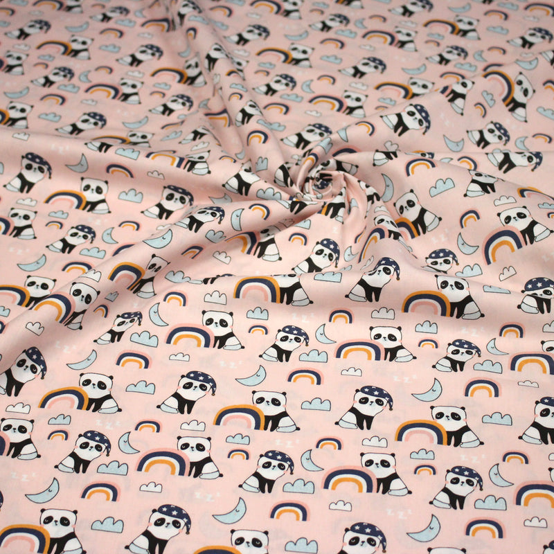 Tissu popeline coton ENFANT rose aux pandas endormis, arcs en ciel et nuages - TissusPapi.com