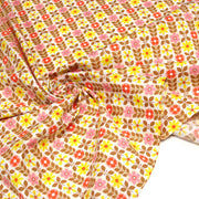 Tissu cotonnade SEVENTIES petites fleurs géométriques : rose/jaune/ocre ou vert/jaune/rose - OEKO-TEX STANDARD 100 - TissusPapi.com