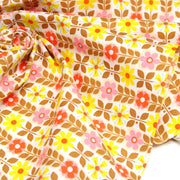 Tissu cotonnade SEVENTIES petites fleurs géométriques : rose/jaune/ocre ou vert/jaune/rose - OEKO-TEX STANDARD 100 - TissusPapi.com