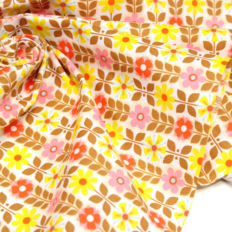 Tissu cotonnade SEVENTIES petites fleurs géométriques : rose/jaune/ocre ou vert/jaune/rose - OEKO-TEX STANDARD 100 - TissusPapi.com