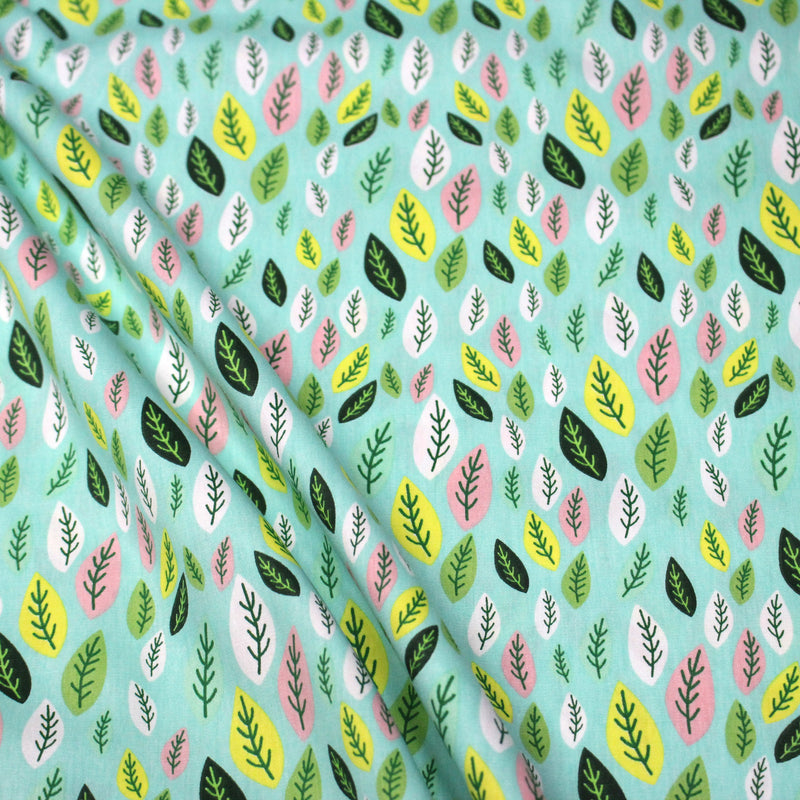 Tissu popeline coton vert aux feuilles vertes, jaunes, roses - TissusPapi.com