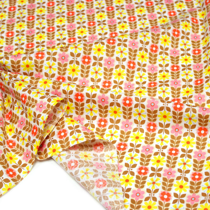 Tissu cotonnade SEVENTIES petites fleurs géométriques : rose/jaune/ocre ou vert/jaune/rose - OEKO-TEX STANDARD 100 - TissusPapi.com