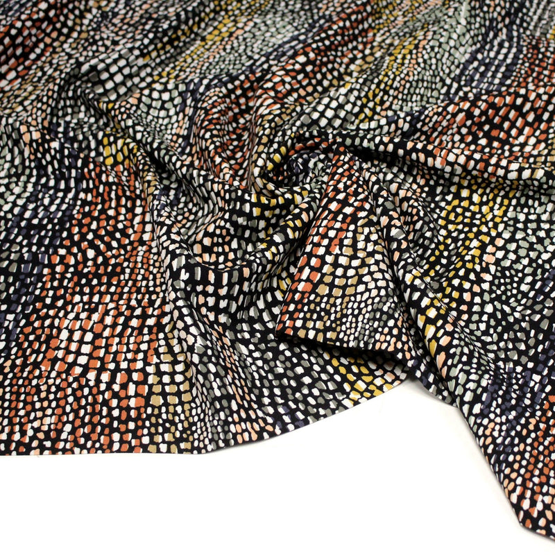 Tissu Viscose fluide COBRA aux écailles multicolores - OEKO - TEX - TissusPapi.com