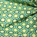 Tissu popeline coton vert aux formes géométriques vertes et jaunes - TissusPapi.com