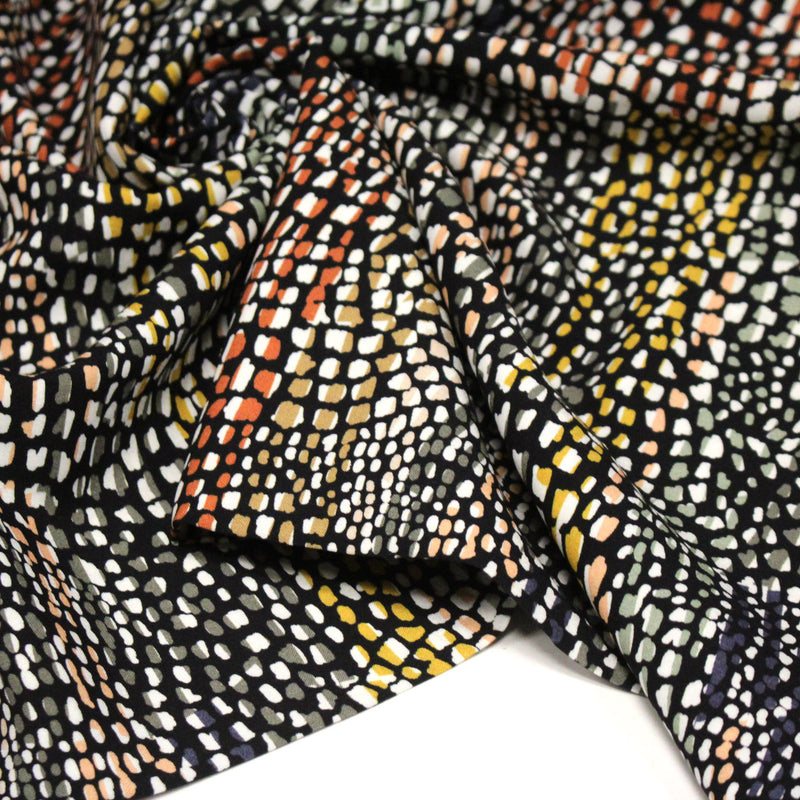 Tissu Viscose fluide COBRA aux écailles multicolores - OEKO - TEX - TissusPapi.com