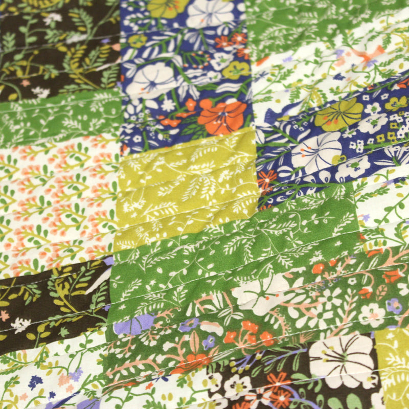 Tissu Matelassé coton au patchwork de motifs fleuris et verso fleuri écru - OEKO - TEX - TissusPapi.com