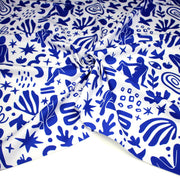 Tissu gabardine imprimée SILHOUETTE : trois motifs bleus et blancs - OEKO - TEX STANDARD 100 - TissusPapi.com