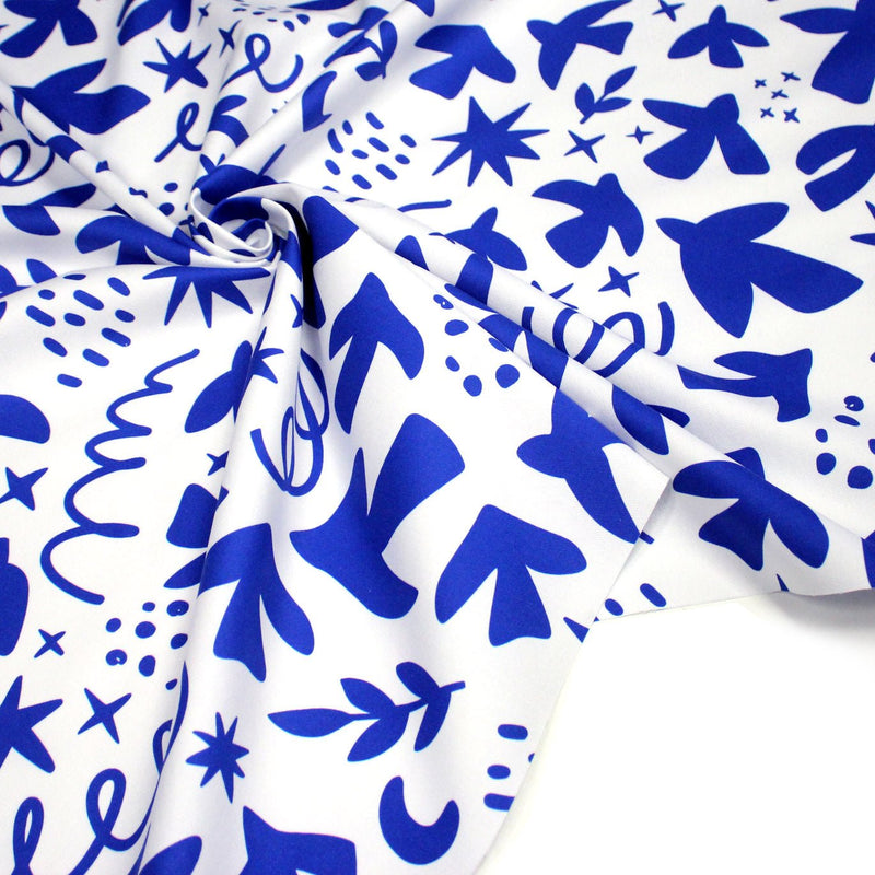 Tissu gabardine imprimée SILHOUETTE : trois motifs bleus et blancs - OEKO - TEX STANDARD 100 - TissusPapi.com