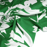 Tissu viscose fluide, grandes fleurs blanches, fond ocre ou fond vert prairie - TissusPapi.com