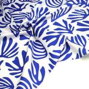 Tissu gabardine imprimée SILHOUETTE : trois motifs bleus et blancs - OEKO - TEX STANDARD 100 - TissusPapi.com