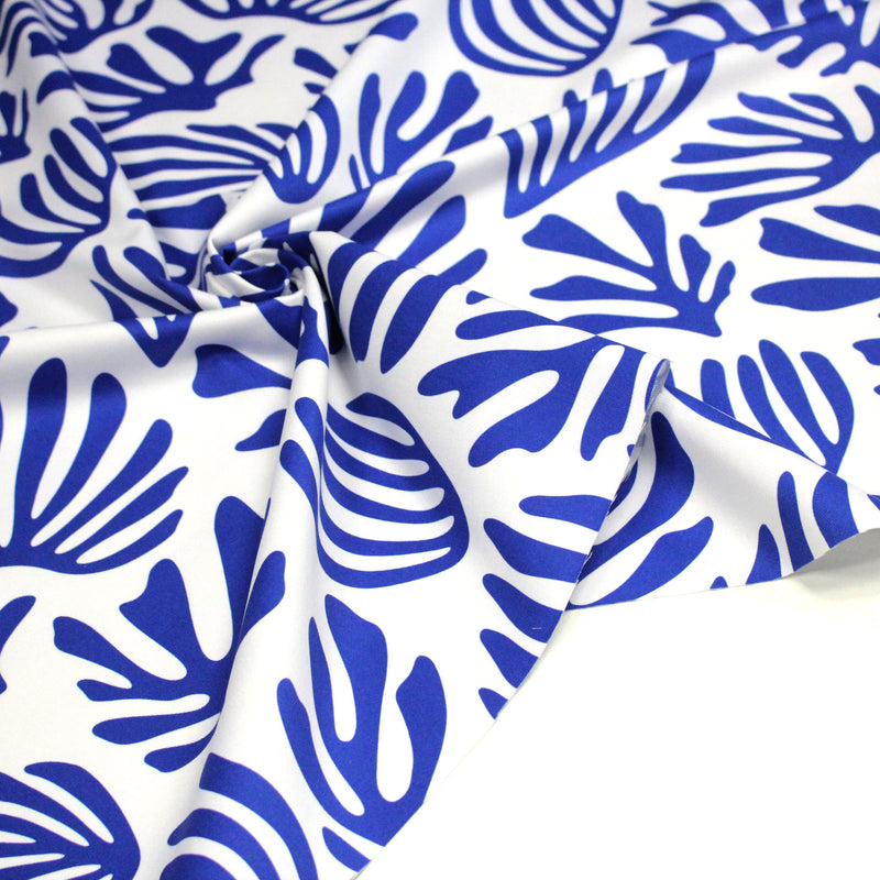 Tissu gabardine imprimée SILHOUETTE : trois motifs bleus et blancs - OEKO - TEX STANDARD 100 - TissusPapi.com