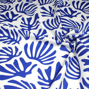 Tissu gabardine imprimée SILHOUETTE : trois motifs bleus et blancs - OEKO - TEX STANDARD 100 - TissusPapi.com