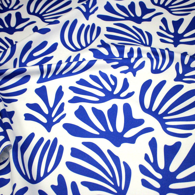 Tissu gabardine imprimée SILHOUETTE : trois motifs bleus et blancs - OEKO - TEX STANDARD 100 - TissusPapi.com