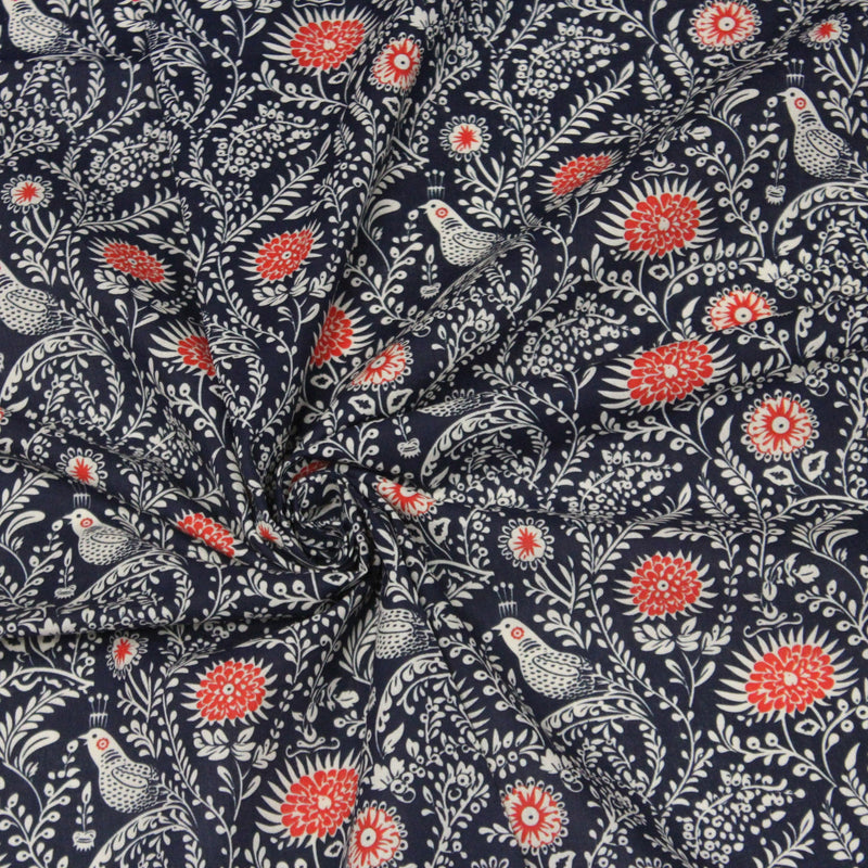 Tissu INDIENNES cotonnade fleurie bleu marine aux feuillage et oiseaux écrus et rouges - TissusPapi.com