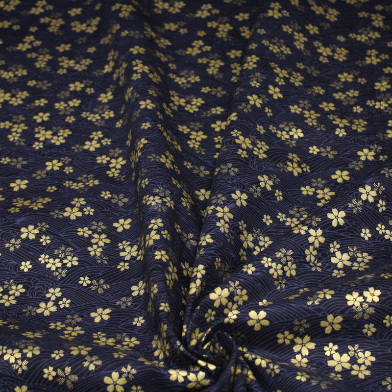 Tissu coton motif japonais vagues & fleurs sakura dorées : Bleu ou rouge - COLLECTION JAPON DORÉ - TissusPapi.com
