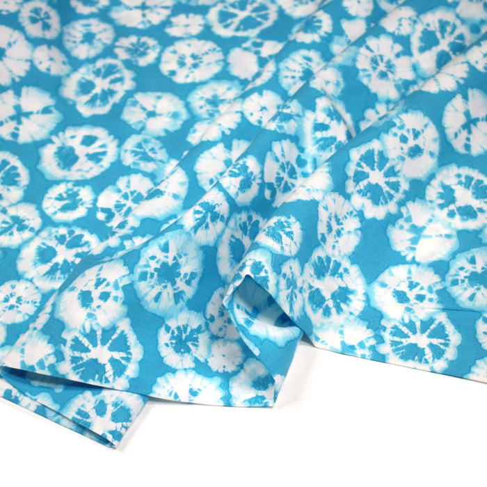 Tissu popeline de viscose motif tie-dye bleu turquoise - Fabrication française - OEKO-TEX