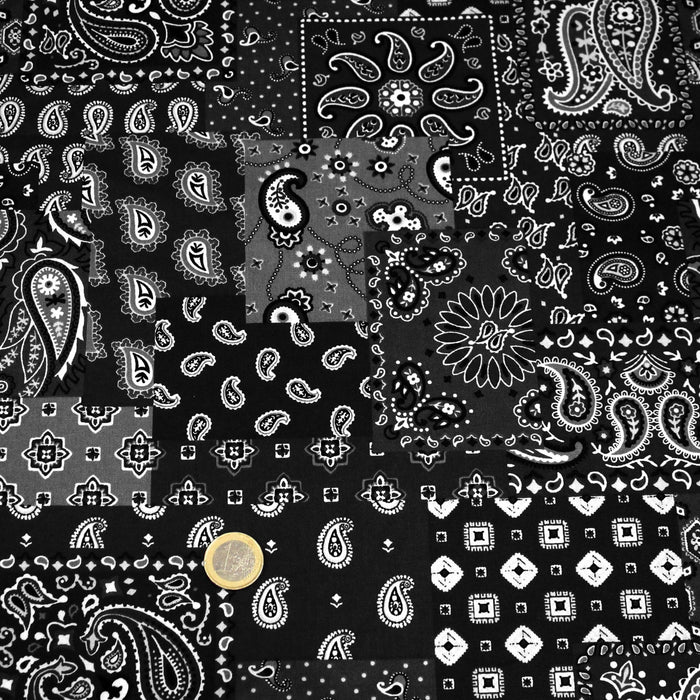 Tissu cotonnade, motif BANDANA paisley : rouge / bleu / vert / noir - OEKO - TEX STANDARD 100 - TissusPapi.com