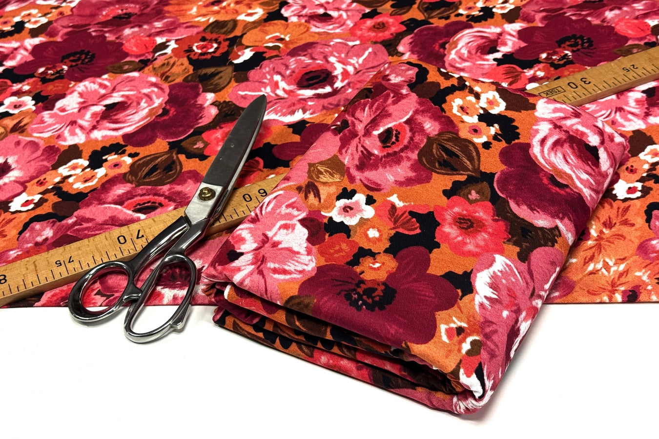 Tissu gabardine coton imprimée fleuri Vintage : tons estivaux ou tons automnaux - OEKO-TEX STANDARD 100 - TissusPapi.com