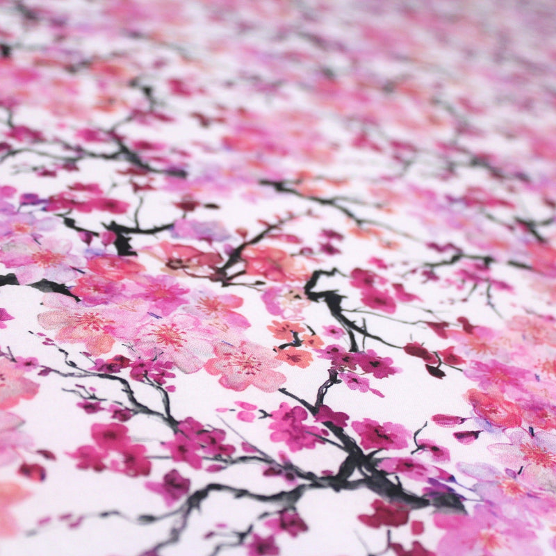 Tissu cotonnade SAKURA ROSE : jardin japonais aux fleurs de cerisier roses & fuchsia - TissusPapi.com