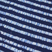Tissu de coton batik gaufré à rayures bleu marine et blanches - tissuspapi