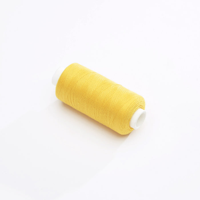 Bobine de fil jaune - 500m - Fabrication française - Oeko-Tex - tissuspapi