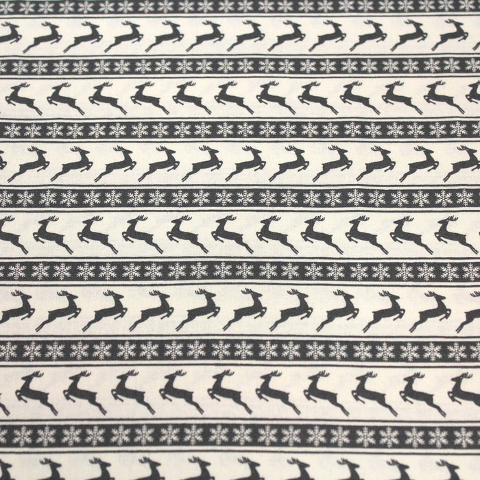 Tissu de coton de Noël scandinave aux rennes & étoiles de neiges gris, fond écru - TissusPapi.com