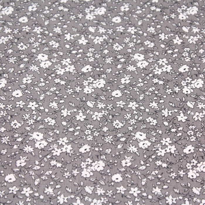 Tissu de coton VICTOIRE aux fleurs blanches, fond gris - Oeko-Tex