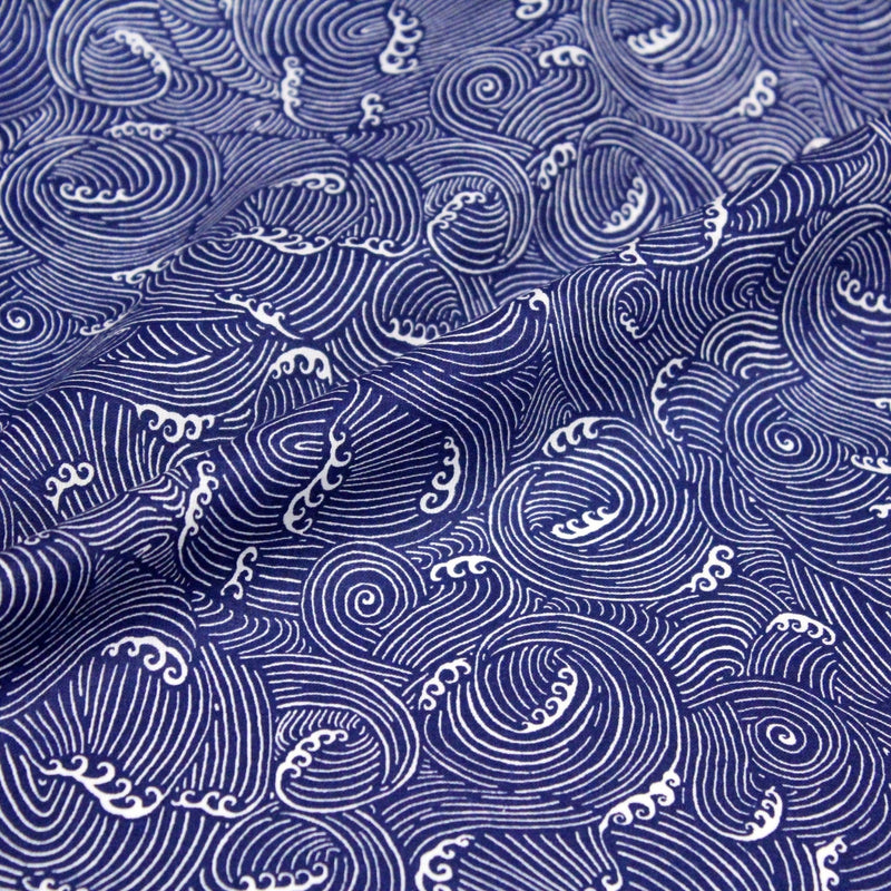 Tissu cotonnade vagues japonaises NAMI bleu roi et blanches, façon Kanagawa par Hokusai - OEKO - TEX STANDARD 100 - TissusPapi.com
