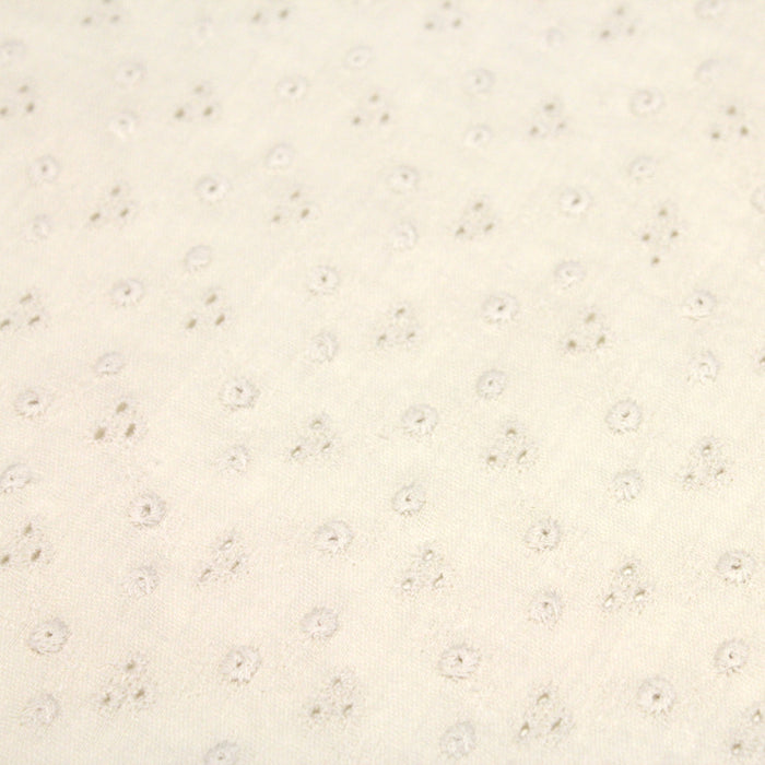 Tissu double gaze de coton gaufrée écrue et broderie anglaise - COLLECTION ADÈLE - Oeko-Tex - tissuspapi