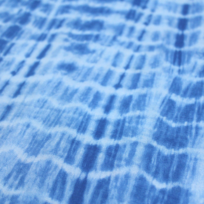 Tissu de coton tie & dye bleu des mers - TissusPapi.com