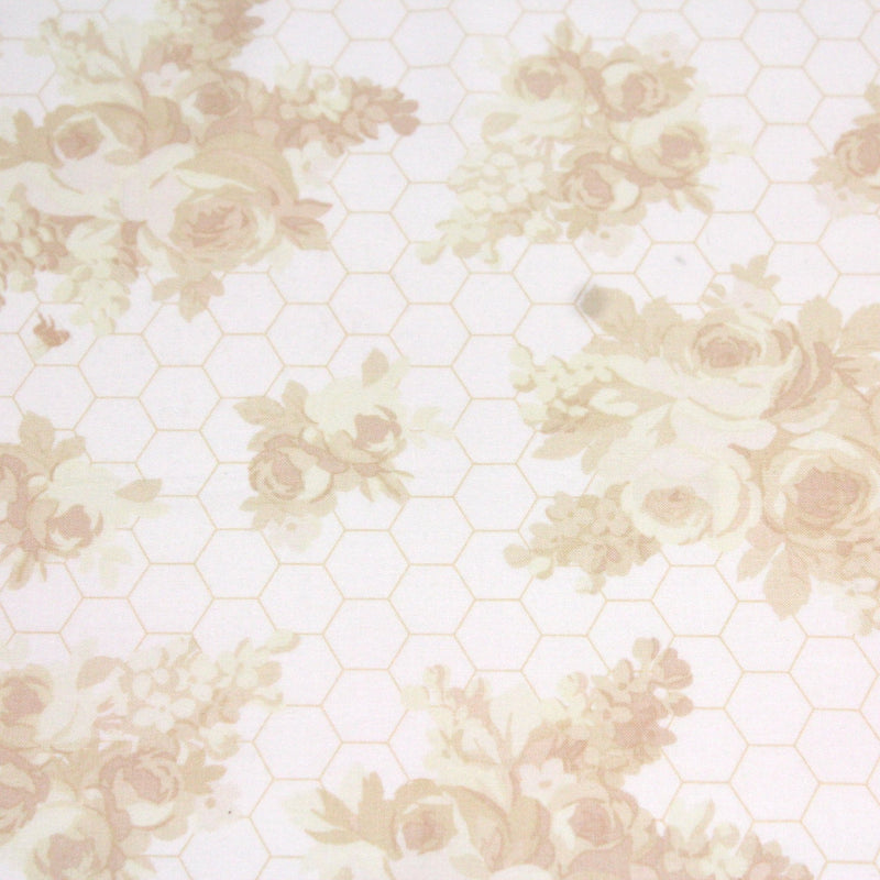 Tissu popeline coton WIMBLEDON, fond nid d'abeille & fleurs jaune pâle, motif britannique - TissusPapi.com