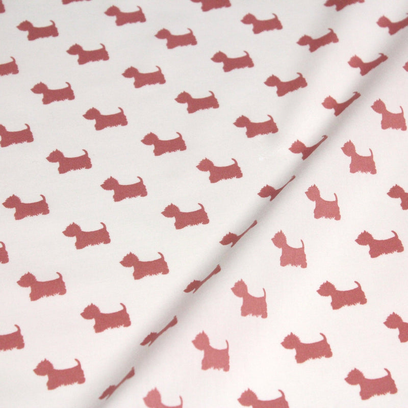 Tissu popeline de coton aux petits chiens vieux rose, fond blanc - TissusPapi.com