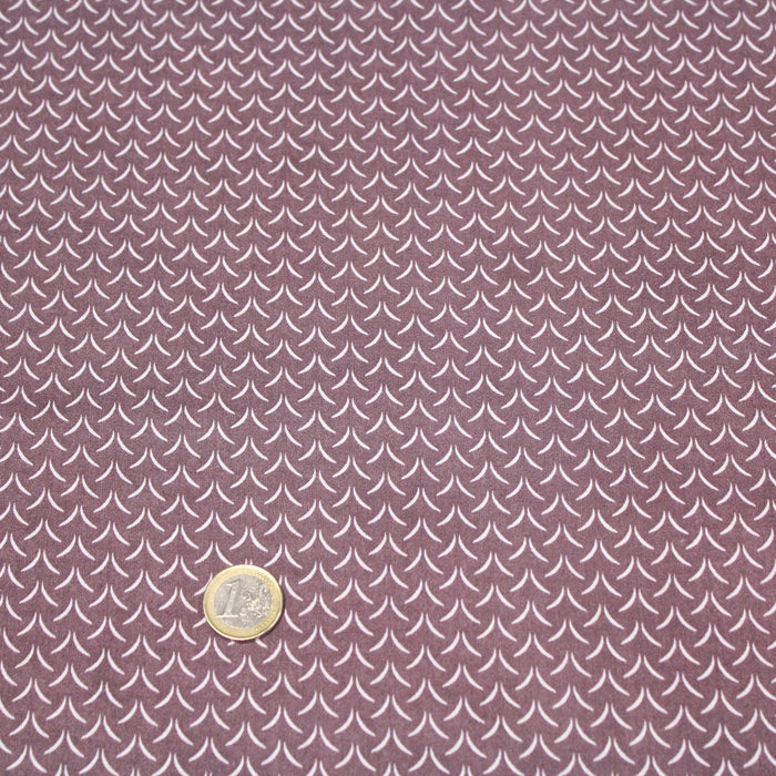 Tissu de coton aux motifs graphiques blancs, fond prune - OEKO-TEX®