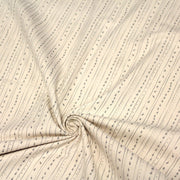 Tissu de coton de Noël scandinave aux décorations de Noël grises, fond écru - TissusPapi.com