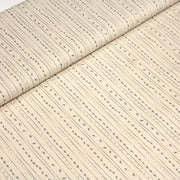 Tissu de coton de Noël scandinave aux décorations de Noël grises, fond écru - TissusPapi.com